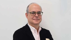 Enrique Samper es doctor en biolog�a molecular por la Universidad Aut�noma de Madrid.