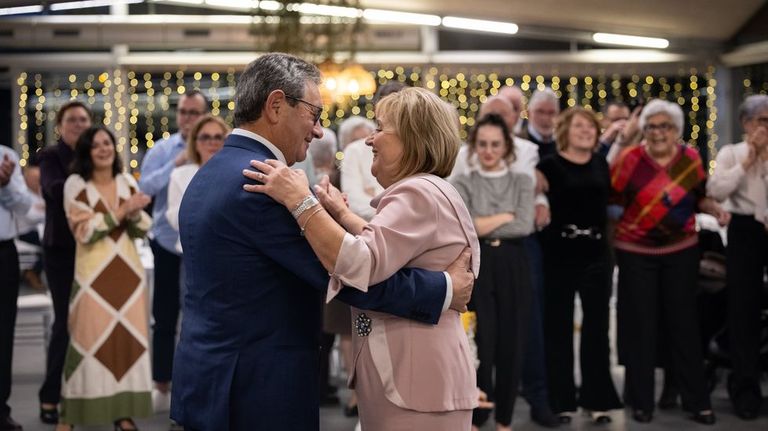 Mari y Nacho pudieron bailar su vals 50 años después de casarse