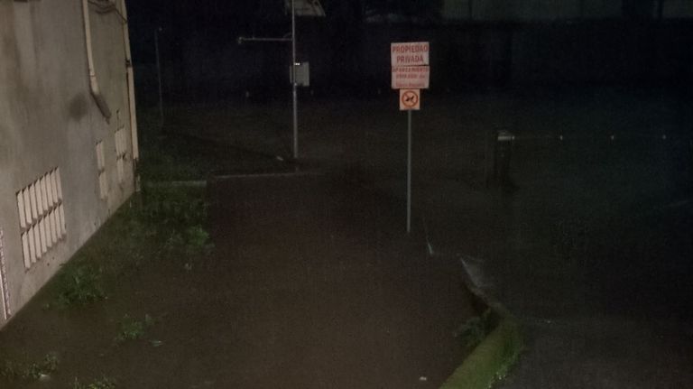 Vecinos piden una inspección técnica de la galería soterrada del río Valdecorvos por desprendimientos