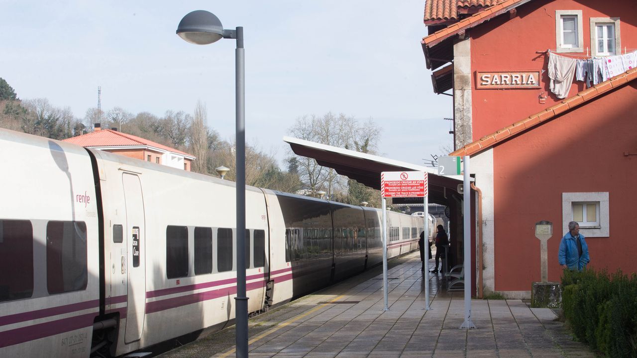Sarria es una de las ocho estaciones de Galicia que ADIF dejar sin trabajadores