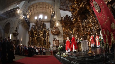 Ofrenda al Apstol en San Martn Pinario. El acto se traslad en esta ocasin por las obras en la Catedral 