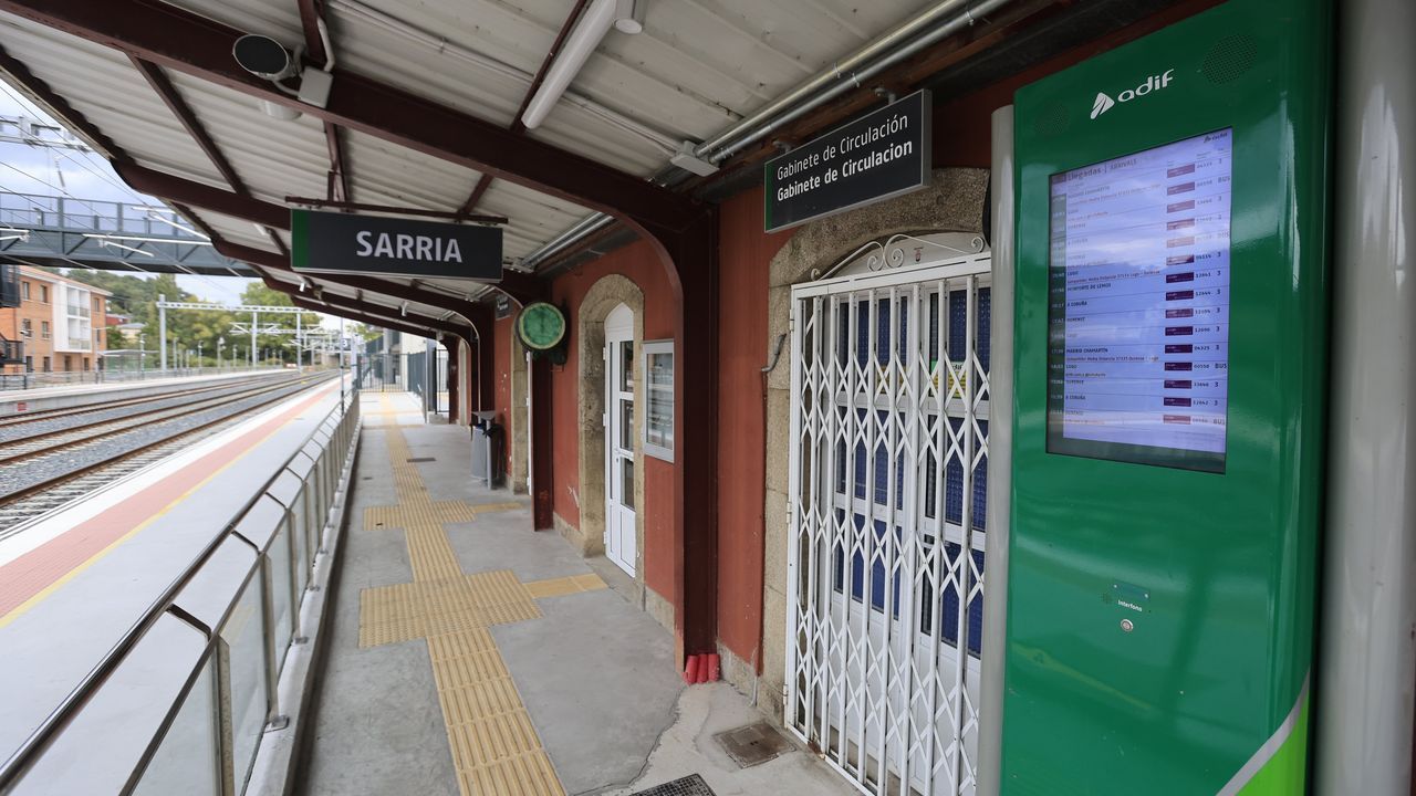 Estaci�n de tren de Sarria en la que un hombre se qued� atrapado