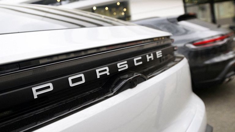 El sector europeo del motor recorta su beneficio por los aranceles y la competencia china