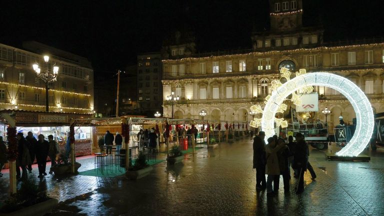 El Ayuntamiento de A Coruña reclama más de 50.000 euros a la adjudicataria del mercado de Navidad