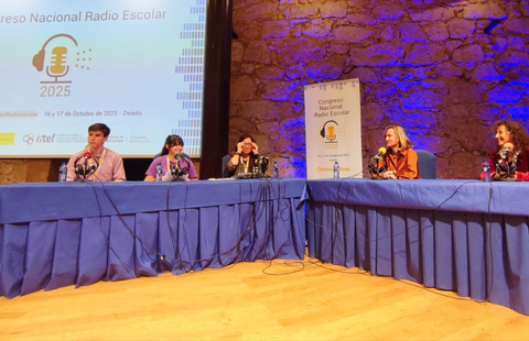 La ministra de Educaci�n, Formaci�n Profesional y Deporte, Pilar Alegr�a, participa junto a la consejera asturiana de Educaci�n, Eva Ledo, en el Congreso Nacional de Radio Escolar 2025 en Oviedo
