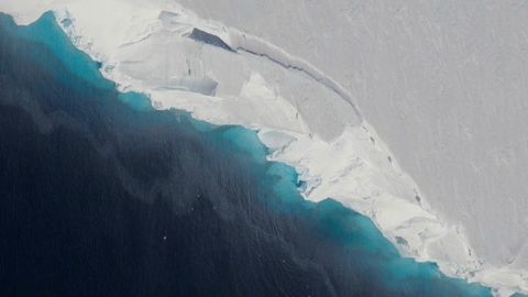 Una gigantesca cavidad en la Antártida occidental