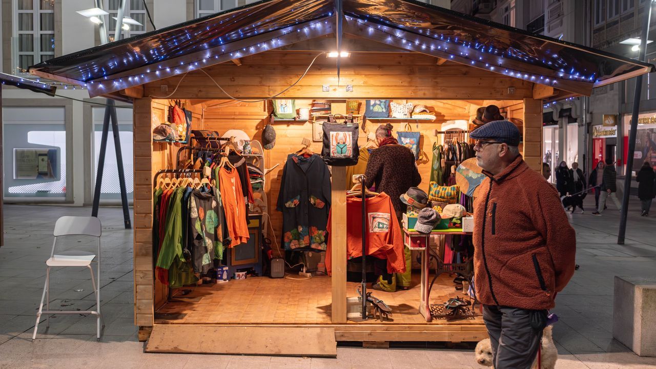 Contin&uacute;a el Mercado de Nadal de San Marcos