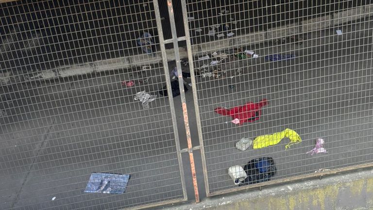 Alertan de que hay personas sin techo que viven en el interior de la antigua estación de autobuses