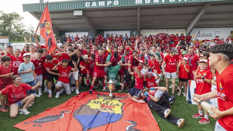El Muxía conquista su primera Copa da Costa en sus 62 años de historia
