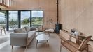 Unifamiliar de Ortigueira. La casa rehabilitada que opta a uno de los premios del Colegio de Arquitectos de Galicia se mimetiza con el entorno rural, las vistas a la ra de Ortigueira y la sierra de A Capelada, y el estilo tradicional de las viviendas de la zona