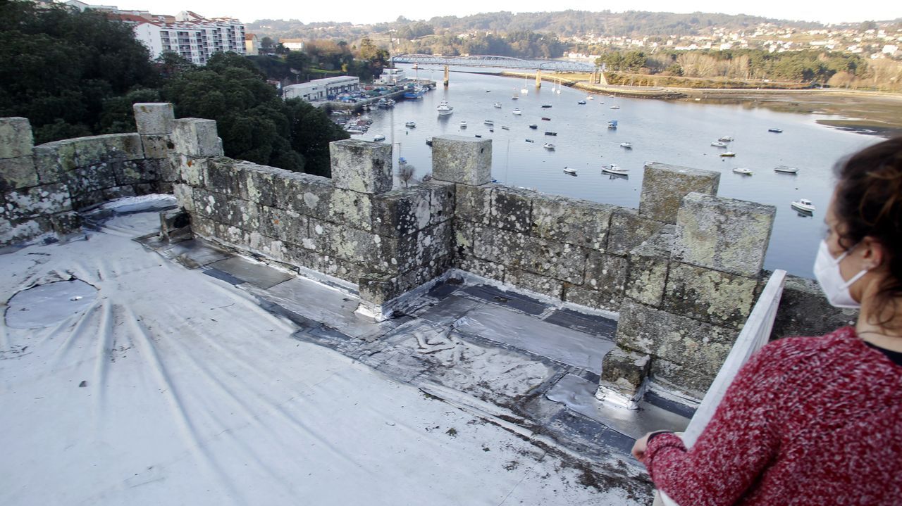 El�mal estado de la cubierta de la torre eumesa, que data de finales del siglo XIV.Para mejorar y prevenir las carencias de vitaminas lo mejor es seguir de una alimentaci�n saludable y equilibrada.