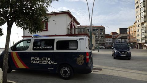 REDADA Y REGISTRO EN UN PISO DEL MALECN DE RIBEIRA EN UNA OPERACIN ANTIDROGA, POLICIA NACIONAL