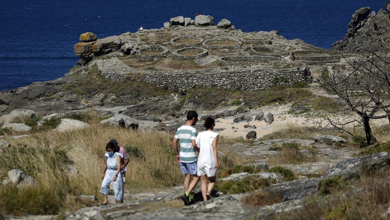 Las grandes excavaciones arqueolgicas lucenses, en imgenes.La playa es el segundo monumento natural ms visitado de Galicia