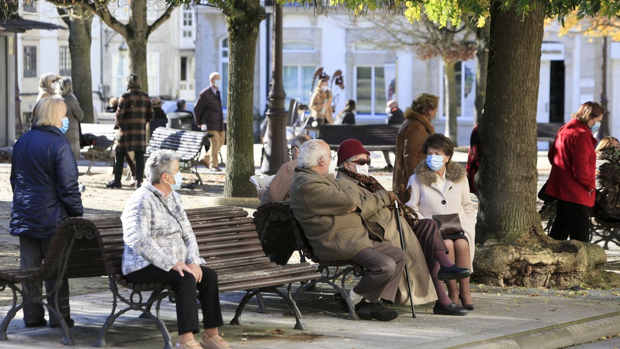 Aspecto que presentaba la Praza Maior de Lugo este viernes