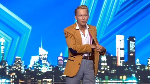 Filip, el ruso asturiano, en un momento de su actuaci�n