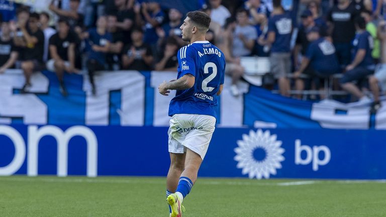 Álvaro Lemos, en un partido con el Real Oviedo