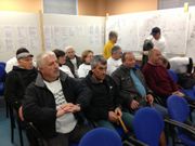 Miembros de la plataforma de afectados por las preferentes lucieron camisetas