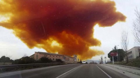 «Nube tóxica» en la provincia de Barcelona por un escape de gas en una empresa química de Igualada