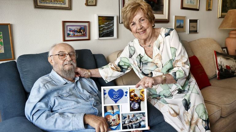 James y Teresa: 65 años unidos por el cable inglés