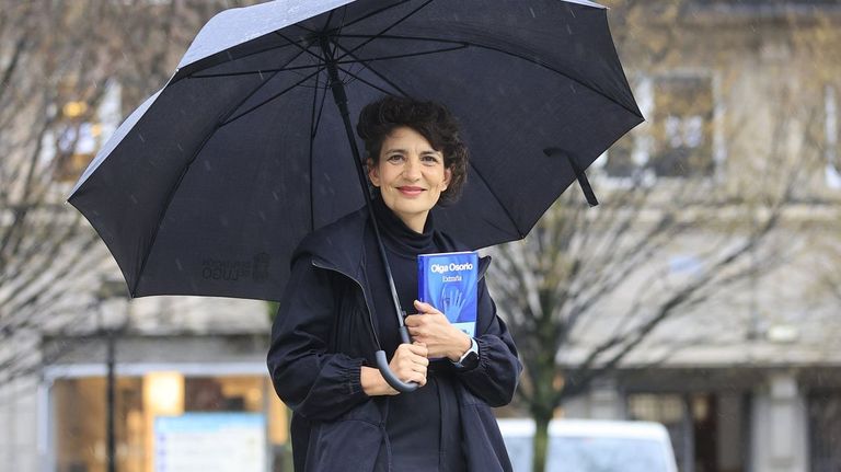 Olga Osorio, autora de «Extraña»: «Me obsesiona ser la mala persona que no se da cuenta de que lo es»