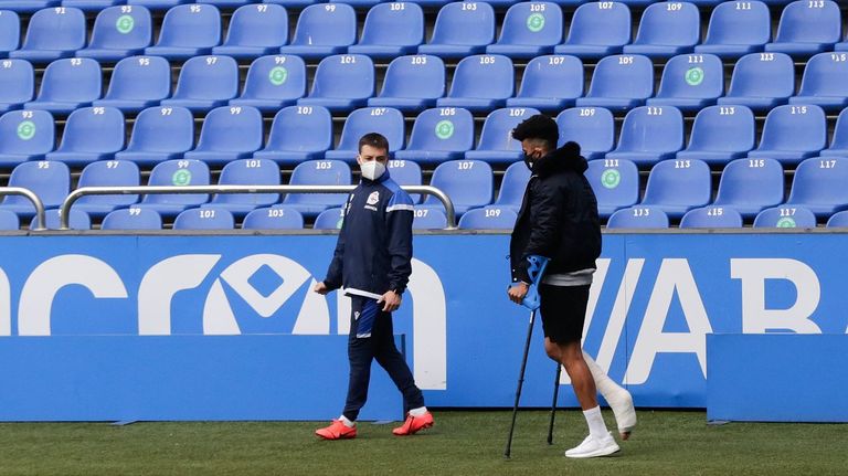 Derik visitó a sus compañeros