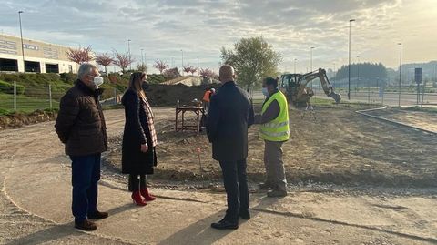 Visita da alcaldesa de Lugo ao lugar onde comezaron as obras