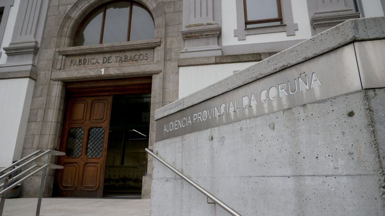 Condenado por amenazas y coacciones a una hermana por la documentación de la herencia familiar: <span lang=