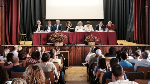 Reuni�n de la consejera de Educaci�n, Eva Ledo, con directores de centros educativos p�blicos de Asturias.