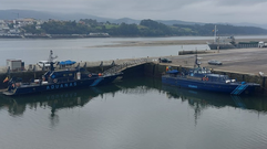 As� es la base mar�tima en el puerto de Ribadeo.