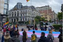 Xega reivindica una Ley Integral Trans en una concentracin en Oviedo