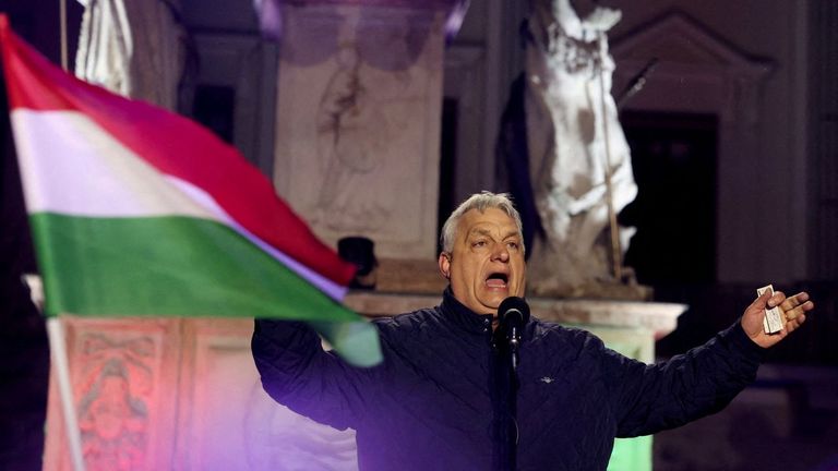 Viktor Orbán se enfrenta a perder las elecciones en Hungría por primera vez en 16 años