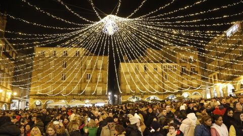 Luces de Navidad en la Praza Maior de Ourense.