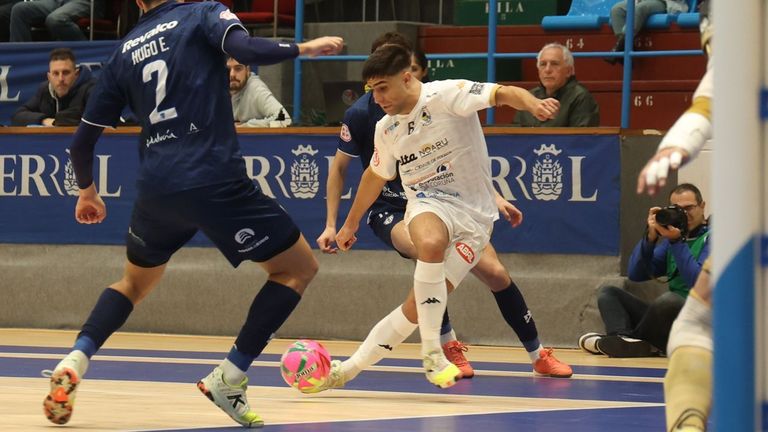 Novoa: «Le dije a mis padres que o fútbol sala o dejaba el deporte y aquí estoy»