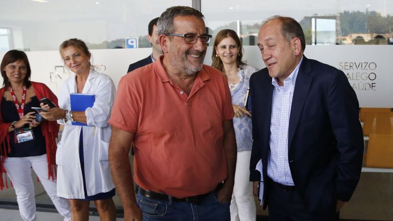 Cameselle, en el centro, con el entonces candidato del PSdeG a la presidencia de la Xunta, Xoaquín Fernández Leiceaga