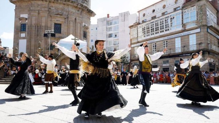 Celme pon en escena «Percorrendo a nosa Galicia. No torreiro» en Pontevedra