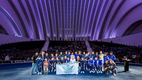 Foto de familia de los premiados en la�XIII Gala Memoria Azul