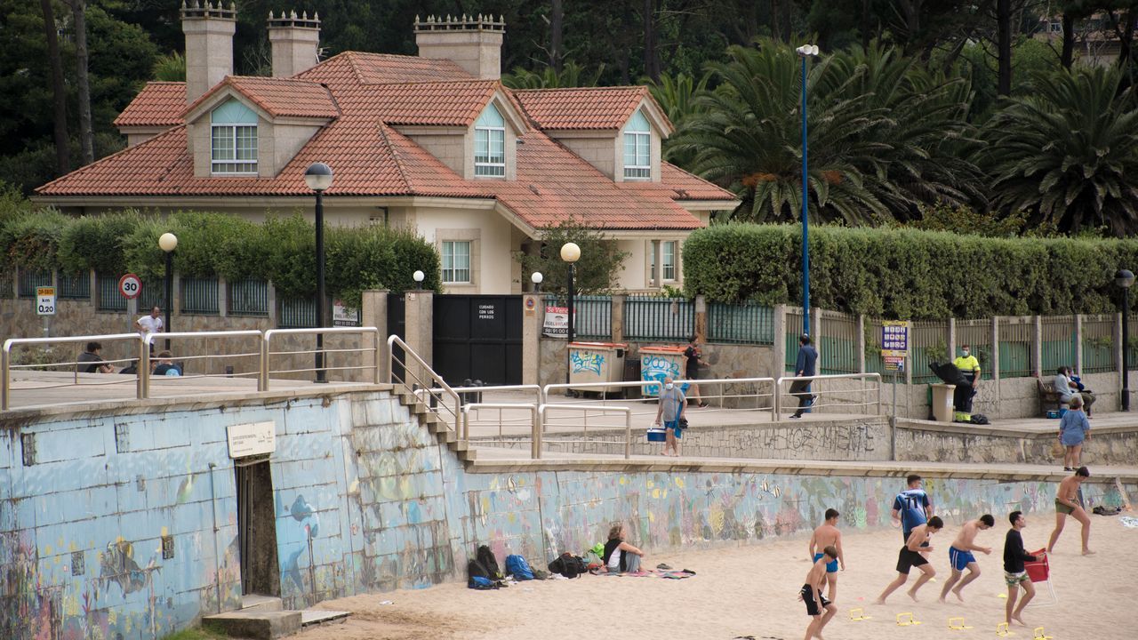 Este chal� est� ubicado en Bastiagueiro y cuesta 2,8 millones de euros