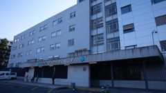 Fachada princial del edificio central del Hospital Universitario A Corua (Chuac)