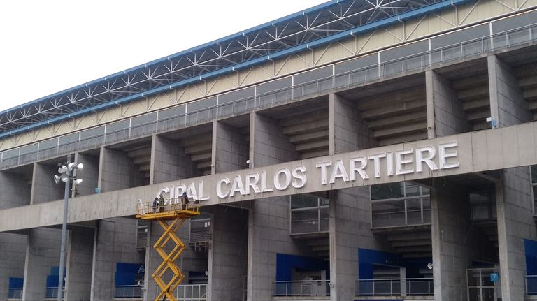 Fachada del Carlos Tartiere