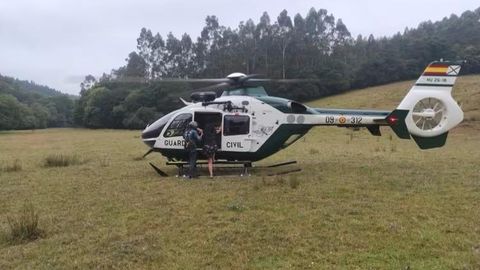 Helic�ptero Cuardia Civil Castrill�n