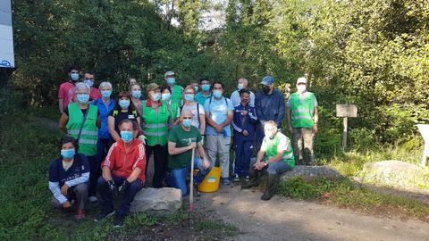 El equipo de Vaipoloro y los voluntarios que participaron este ao en la campaa de limpieza del Gafos, que se cerr este domingo
