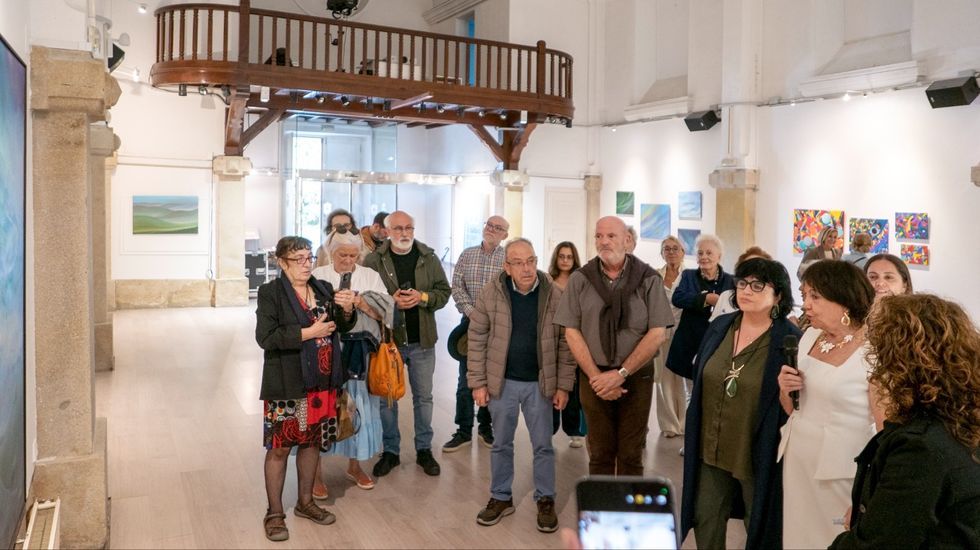 Inauguraci�n de la exposici�n �Canto a la vida�, de Dolores Guerrero, en la Capela de Santa Mar�a