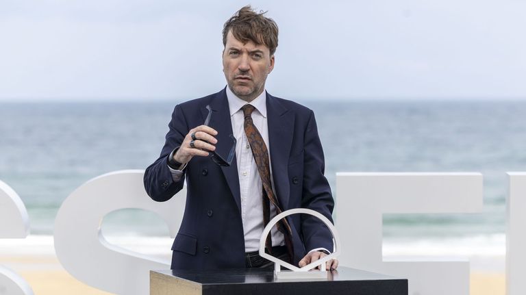 «Tardes de soledad», de Albert Serra, mejor película de 2025, según Cahiers du Cinéma