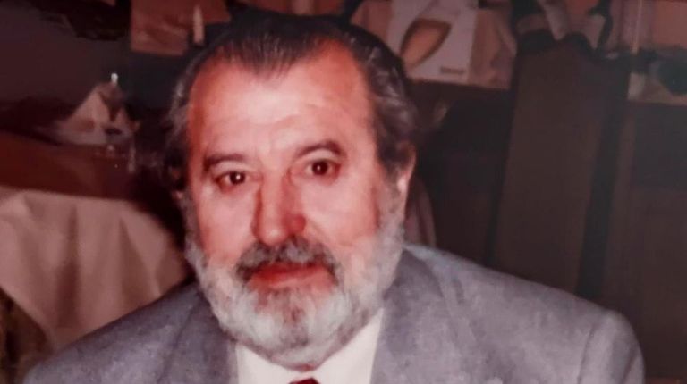 A don Rafael Lago Novas