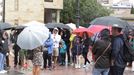 Turistas en Asturias con lluvia