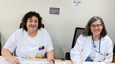 Beatriz Argallero Lana, enfermera gestora de Patolog�a Mamaria y�Consuelo Men�ndez Dizy, jefa de servicio de Cirug�a General