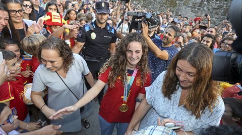 Recepcin a Tere Abelleira en Pontevedra