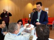 Paulo L�pez vot� en un colegio electoral de Betanzos