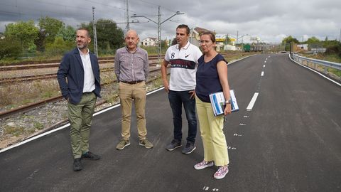 �ngel Garc�a a la izquierda