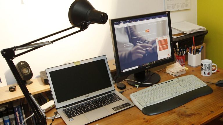 Un puesto de teletrabajo